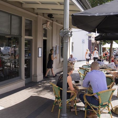 Twofourtwo Boutique Apartments Launceston Esterno foto