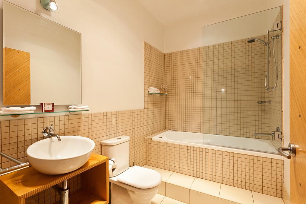 Twofourtwo Boutique Apartments Launceston Camera foto