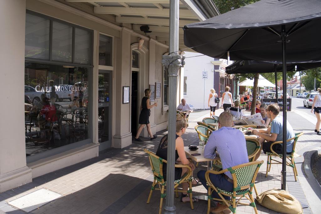 Twofourtwo Boutique Apartments Launceston Esterno foto