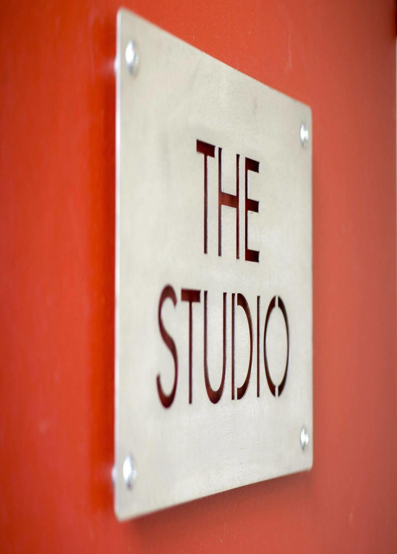 Twofourtwo Boutique Apartments Launceston Esterno foto